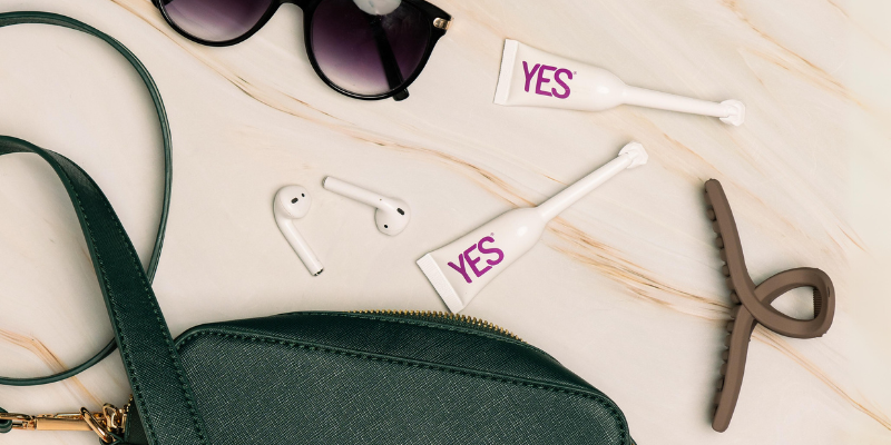 YES vaginal moisturiser applicators and hangbag